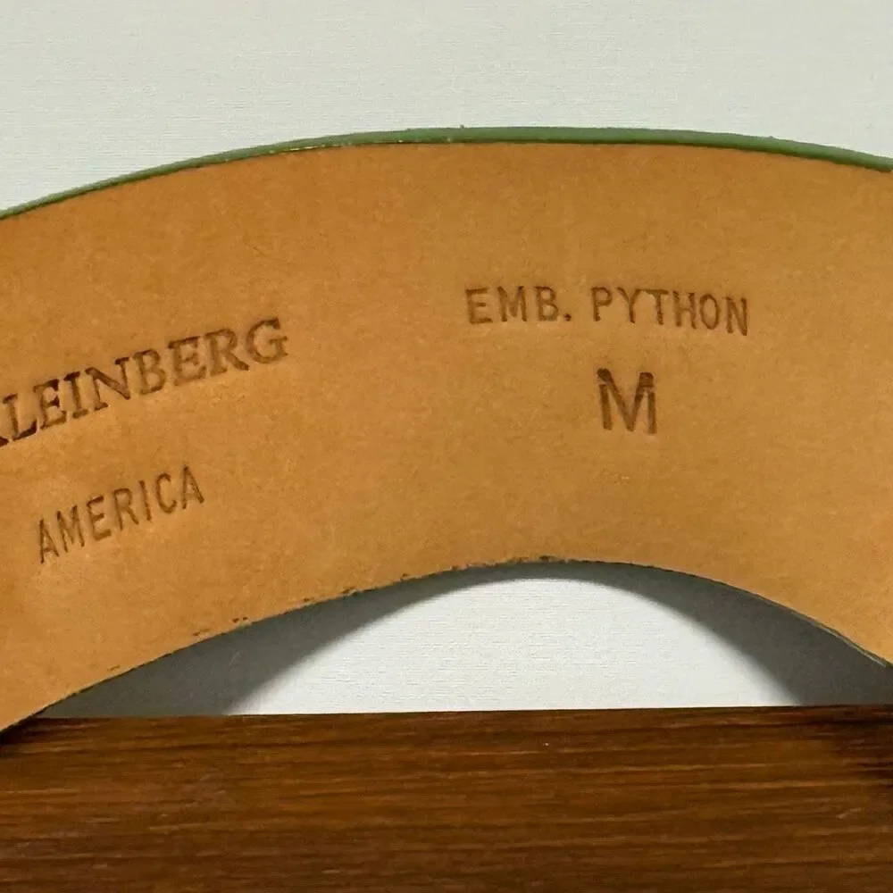 W Kleinberg America Women’s green leather python print wide belt size medium